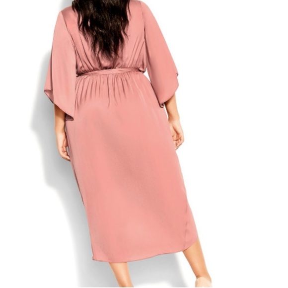 Brand New City Chic Dusty Peach Opulent Wrap Dress - Size 22 - Picture 3 of 11
